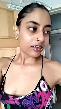 Snapshot of cleopatra-phaedra chatting on 01.11.25 cleopatra-phaedra online show from 01.11.25