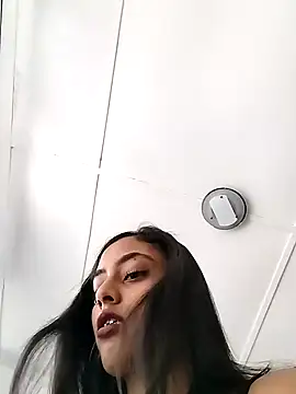 Snapshot of cleopatra-phaedra chatting on 02.07.25 cleopatra-phaedra online show from 02.07.25