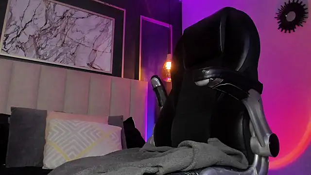 Violetta Nur online show from 12.31.24