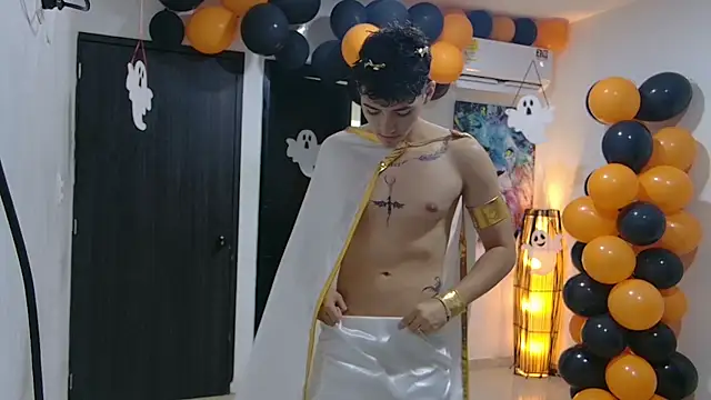 Snapshot of Boysgang_sex chatting on 10.31.25 Boysgang sex online show from 10.31.25