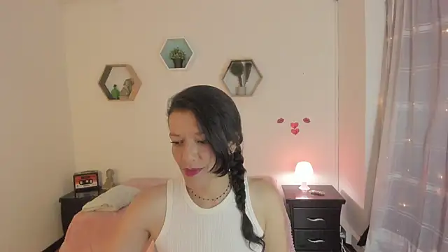 Snapshot of Paloma_victory chatting on 04.24.26 Paloma victory online show from 04.24.26