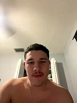 Snapshot of Shaded24 chatting on 11.05.25 Shaded24 online show from 11.05.25