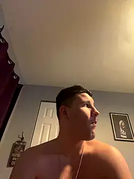 Snapshot of Shaded24 chatting on 11.30.25 Shaded24 online show from 11.30.25