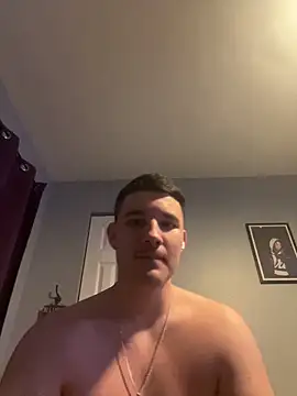 Snapshot of Shaded24 chatting on 12.01.25 Shaded24 online show from 12.01.25