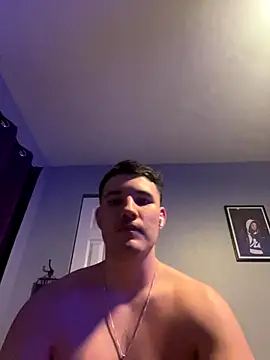 Snapshot of Shaded24 chatting on 12.04.25 Shaded24 online show from 12.04.25