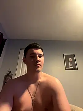 Snapshot of Shaded24 chatting on 12.14.25 Shaded24 online show from 12.14.25