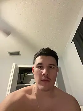 Snapshot of Shaded24 chatting on 12.15.25 Shaded24 online show from 12.15.25