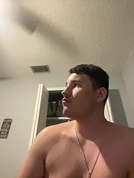 Snapshot of Shaded24 chatting on 12.16.25 Shaded24 online show from 12.16.25