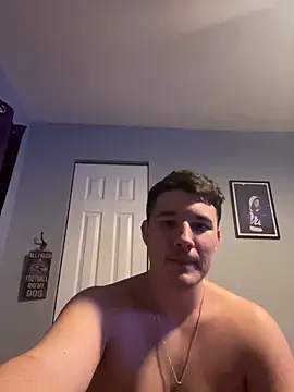 Snapshot of Shaded24 chatting on 12.22.25 Shaded24 online show from 12.22.25