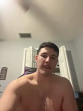 Snapshot of Shaded24 chatting on 02.14.26 Shaded24 online show from 02.14.26