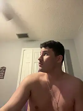 Snapshot of Shaded24 chatting on 03.01.26 Shaded24 online show from 03.01.26