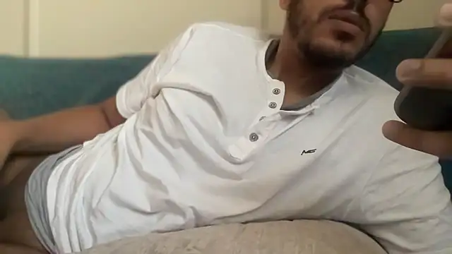 Snapshot of Mooka69 chatting on 12.05.25 Mooka69 online show from 12.05.25