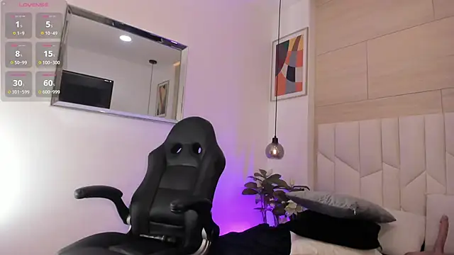 jenaa  online show from 02.13.25