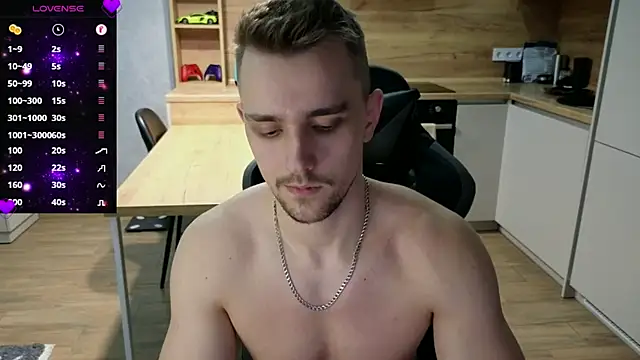 Snapshot of Larstar01 chatting on 02.13.25 Larstar01 online show from 02.13.25