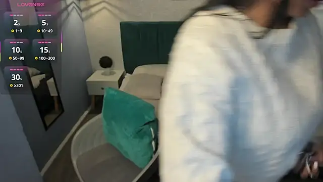 tiffani  love online show from 03.05.25