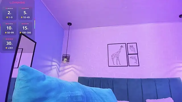 tiffani  love online show from 03.06.25