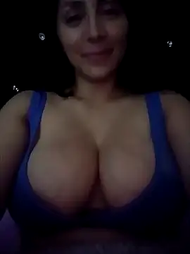 tiffani  love online show from 10.08.25