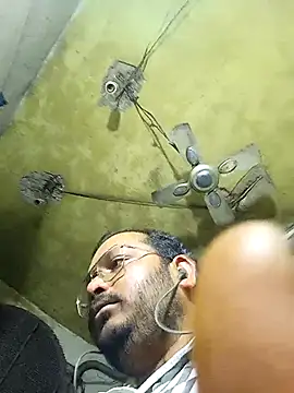 Snapshot of DeepakXxxR86 chatting on 01.11.26 DeepakXxxR86 online show from 01.11.26