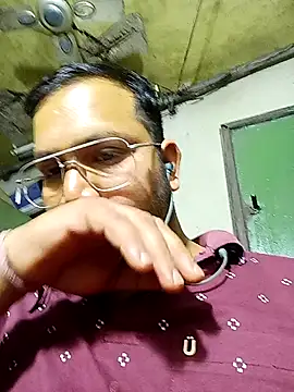 Snapshot of DeepakXxxR86 chatting on 02.01.26 DeepakXxxR86 online show from 02.01.26