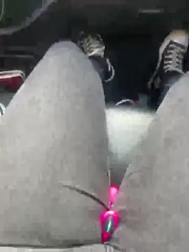 Snapshot of lulu_kis chatting on 11.21.25 lulu kis online show from 11.21.25