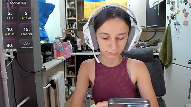 Snapshot of _Nika_Kik chatting on 06.29.26 Nika Kik online show from 06.29.26