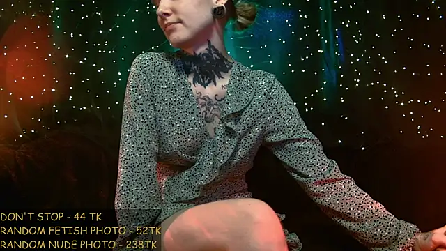 Snapshot of Littlespacemouse chatting on 05.23.26 Littlespacemouse online show from 05.23.26
