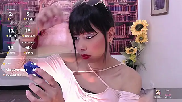 Snapshot of Catalella_Ar chatting on 09.21.25 Catalella Ar online show from 09.21.25