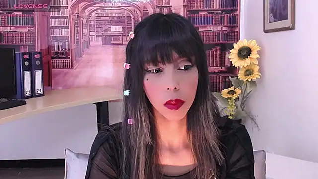 Snapshot of Catalella_Ar chatting on 09.23.25 Catalella Ar online show from 09.23.25