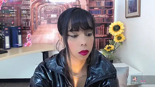 Snapshot of Catalella_Ar chatting on 10.24.25 Catalella Ar online show from 10.24.25