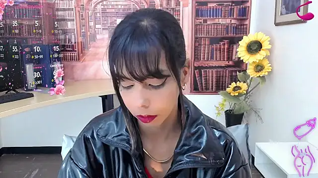 Snapshot of Catalella_Ar chatting on 10.28.25 Catalella Ar online show from 10.28.25