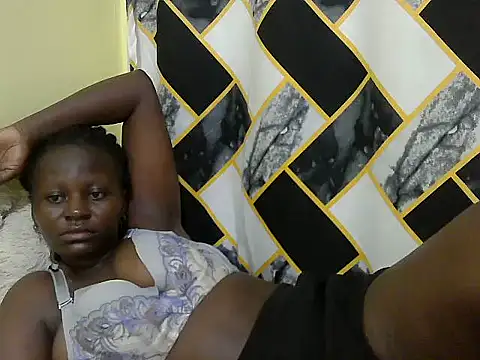 Snapshot of blackdollshe chatting on 05.15.26 blackdollshe online show from 05.15.26