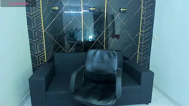 Hottwinkguys online show from 02.21.25