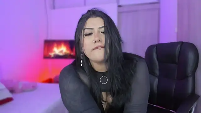 Snapshot of Tellme_Alexa chatting on 03.21.25 Tellme Alexa online show from 03.21.25