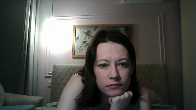 SunElizabeth online show from 03.10.25