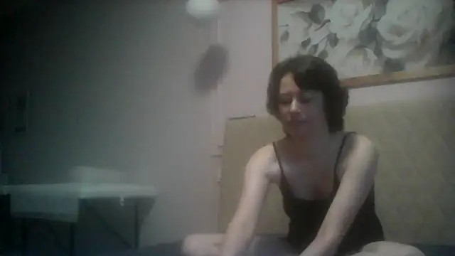 Snapshot of SunElizabeth chatting on 07.31.26 SunElizabeth online show from 07.31.26