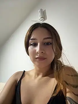 Mon Cherry online show from 03.25.26