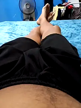 Snapshot of Seductiveblack chatting on 02.23.25 Seductiveblack online show from 02.23.25