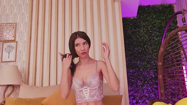 LunaWills  online show from 11.04.25