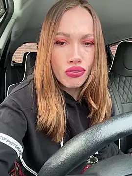 Snapshot of LavenderHot chatting on 12.12.24 LavenderHot online show from 12.12.24