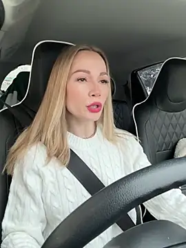 Snapshot of LavenderHot chatting on 01.20.25 LavenderHot online show from 01.20.25