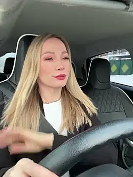 Snapshot of LavenderHot chatting on 01.30.25 LavenderHot online show from 01.30.25