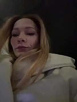 Snapshot of LavenderHot chatting on 03.04.26 LavenderHot online show from 03.04.26