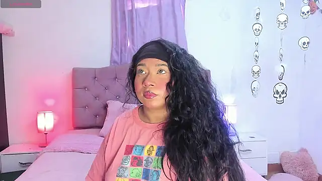 Latinabombsheell online show from 10.05.25