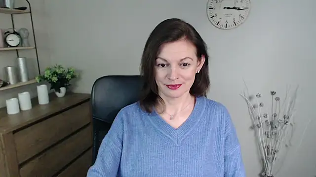 Snapshot of VivianWILD chatting on 01.13.25 VivianWILD online show from 01.13.25