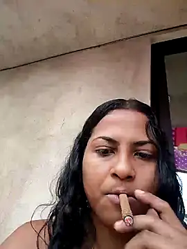 Snapshot of Giselabrunette25 chatting on 11.16.25 Giselabrunette25 online show from 11.16.25