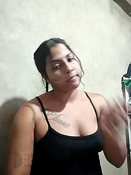 Snapshot of Giselabrunette25 chatting on 11.26.25 Giselabrunette25 online show from 11.26.25