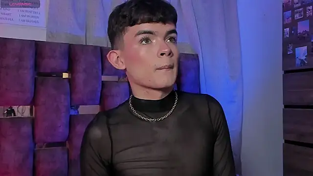 Snapshot of Angelo_018 chatting on 02.09.25 Angelo 018 online show from 02.09.25