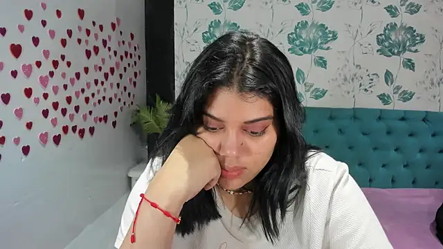 LindaBreeS online show from 02.10.25