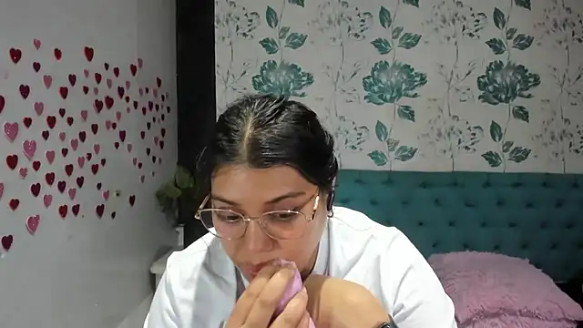 LindaBreeS online show from 03.16.25