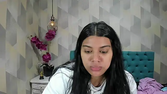 LindaBreeS online show from 09.26.25